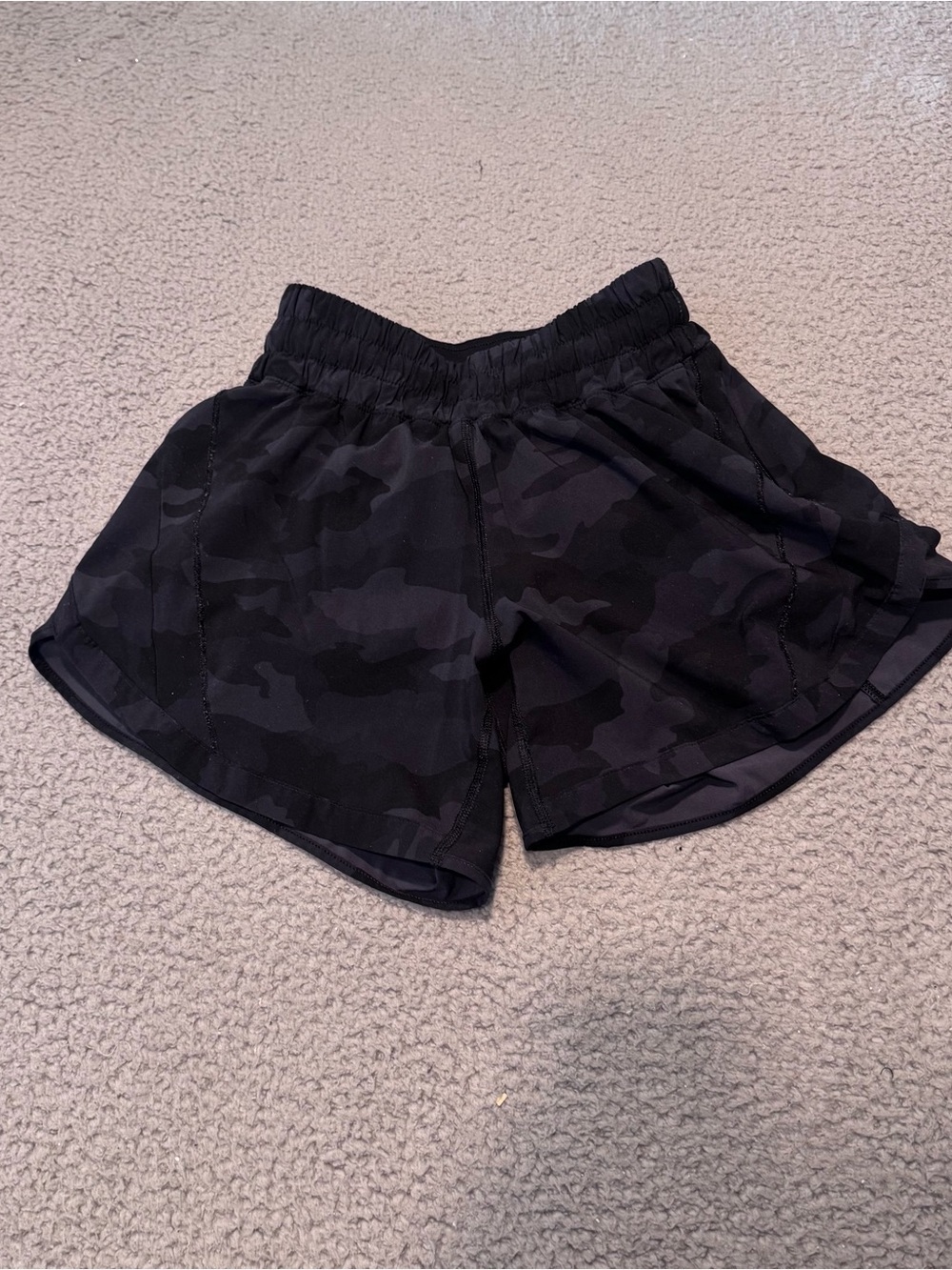 LULULEMON Track that Short 5" Heritage 365 Camo Deep Coal Multi Running Short 4